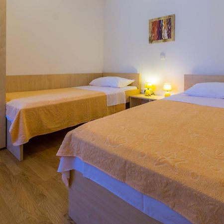 Dakovic Tihana Šilo Kamer foto